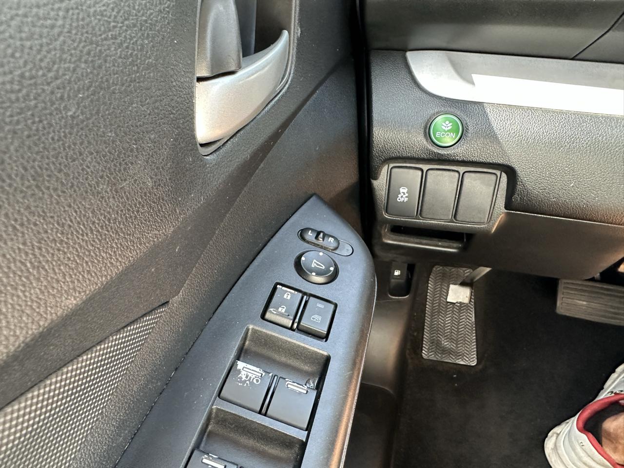 Honda CR-V 2WD 5dr LX 2013
