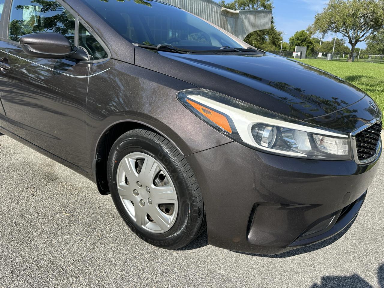 Kia Forte LX Auto 2017