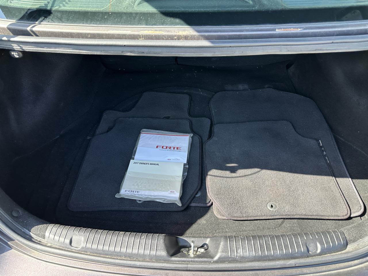 Kia Forte LX Auto 2017