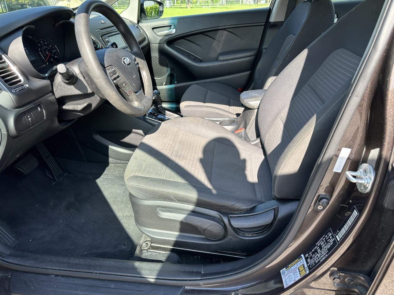 Kia Forte LX Auto 2017