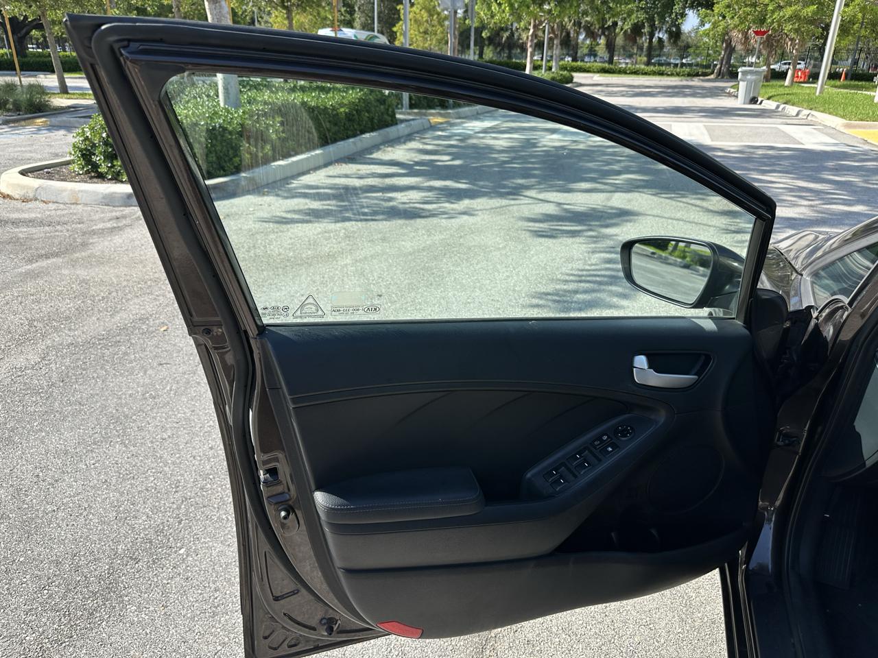 Kia Forte LX Auto 2017