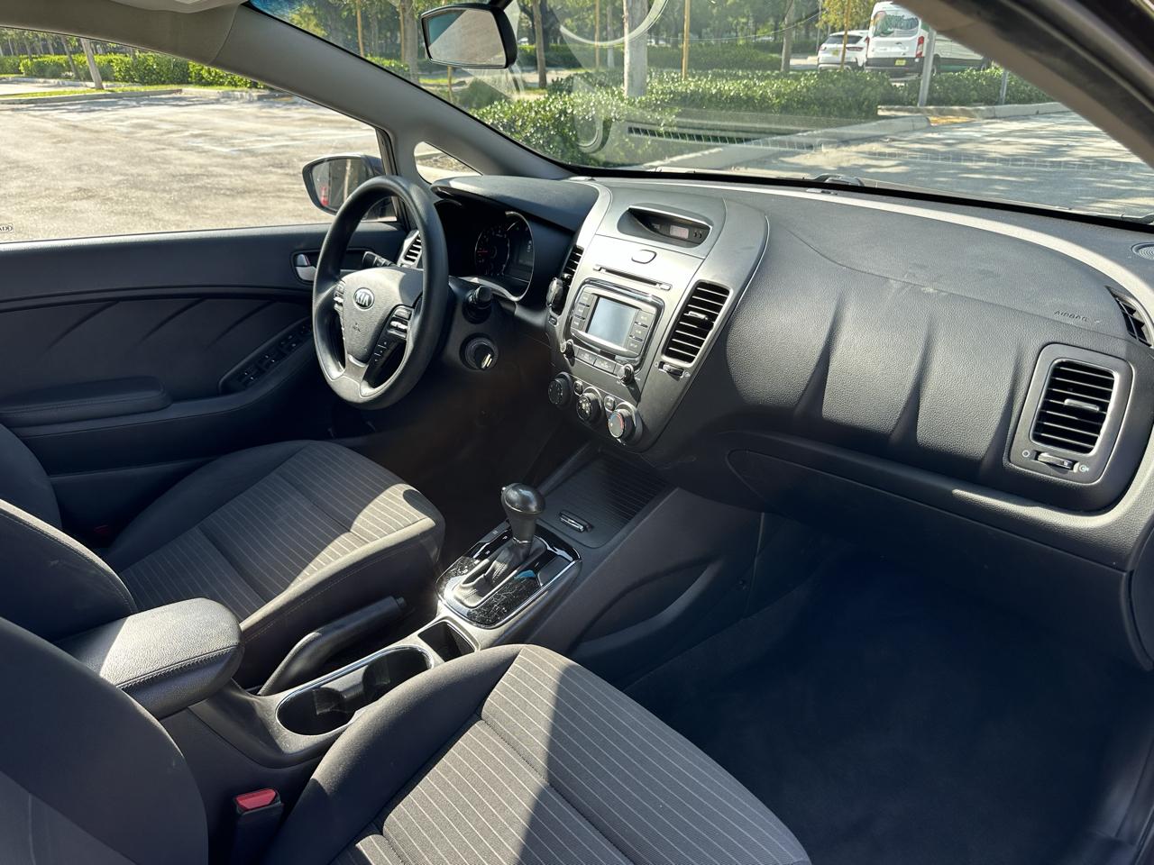 Kia Forte LX Auto 2017