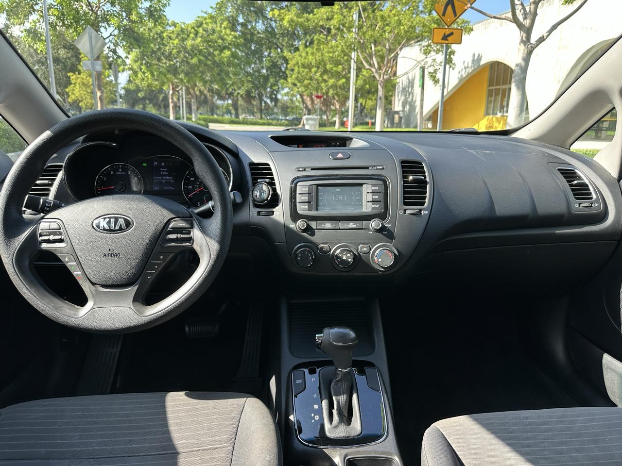 Kia Forte LX Auto 2017