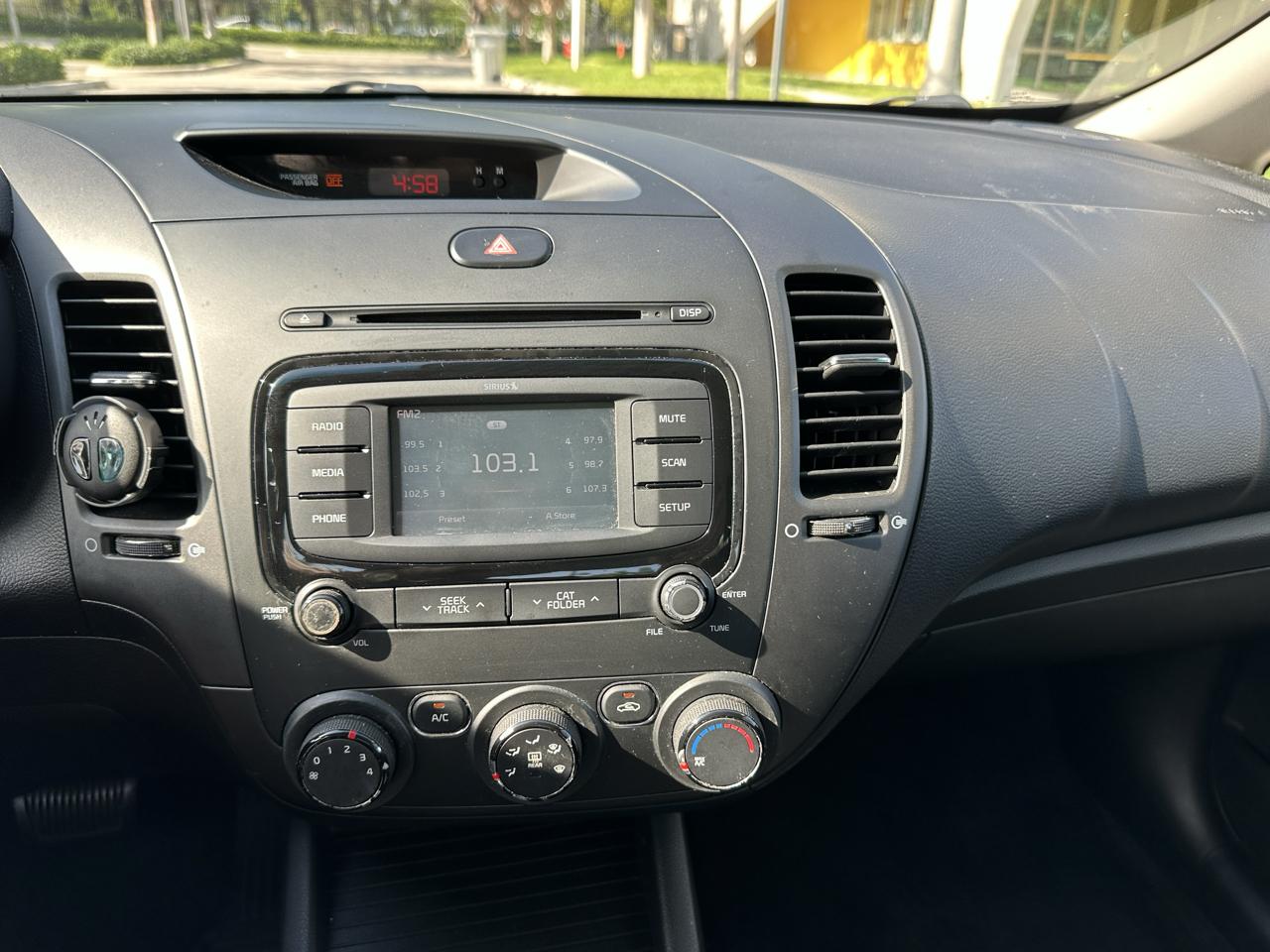 Kia Forte LX Auto 2017