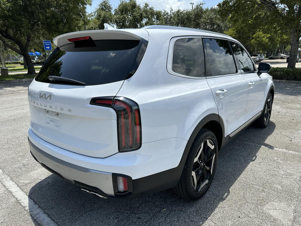Kia Telluride EX FWD 2024