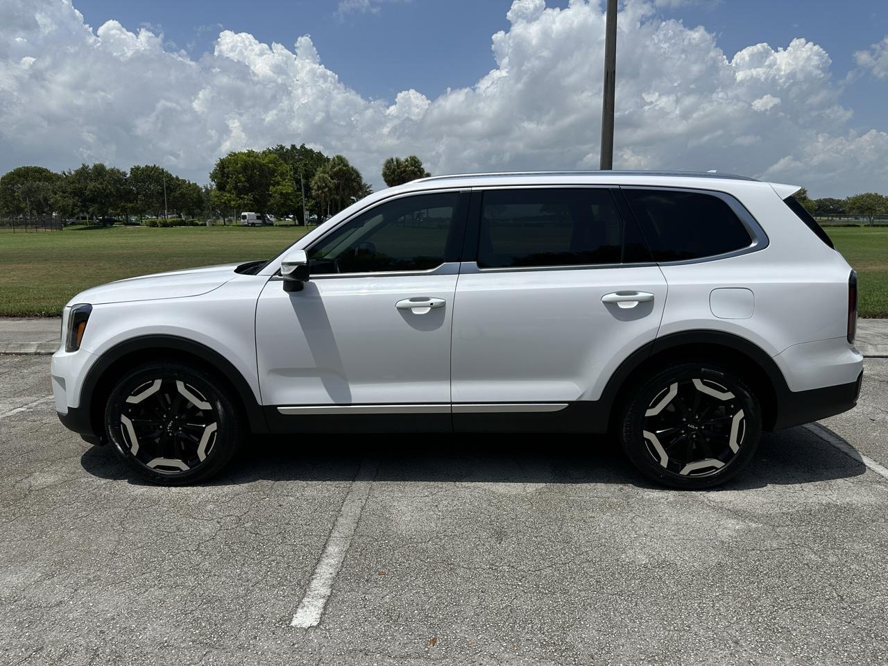 Kia Telluride EX FWD 2024