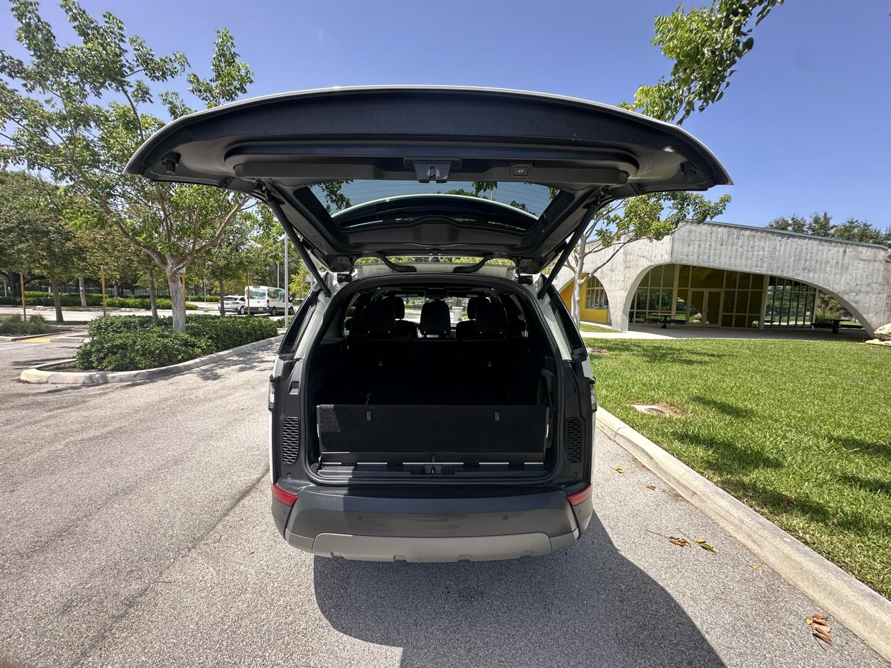 Land Rover Discovery SE V6 Supercharged 2019