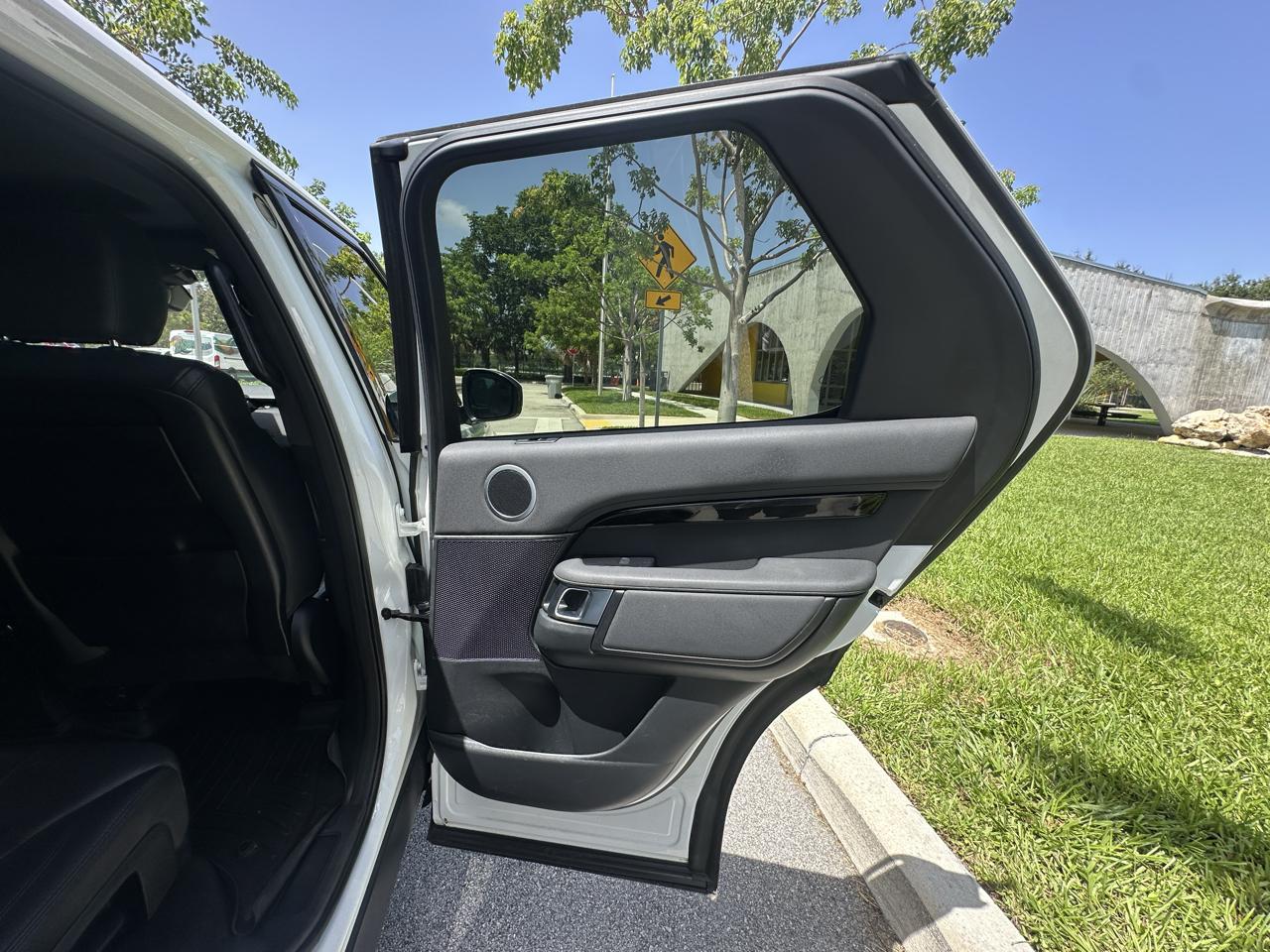 Land Rover Discovery SE V6 Supercharged 2019