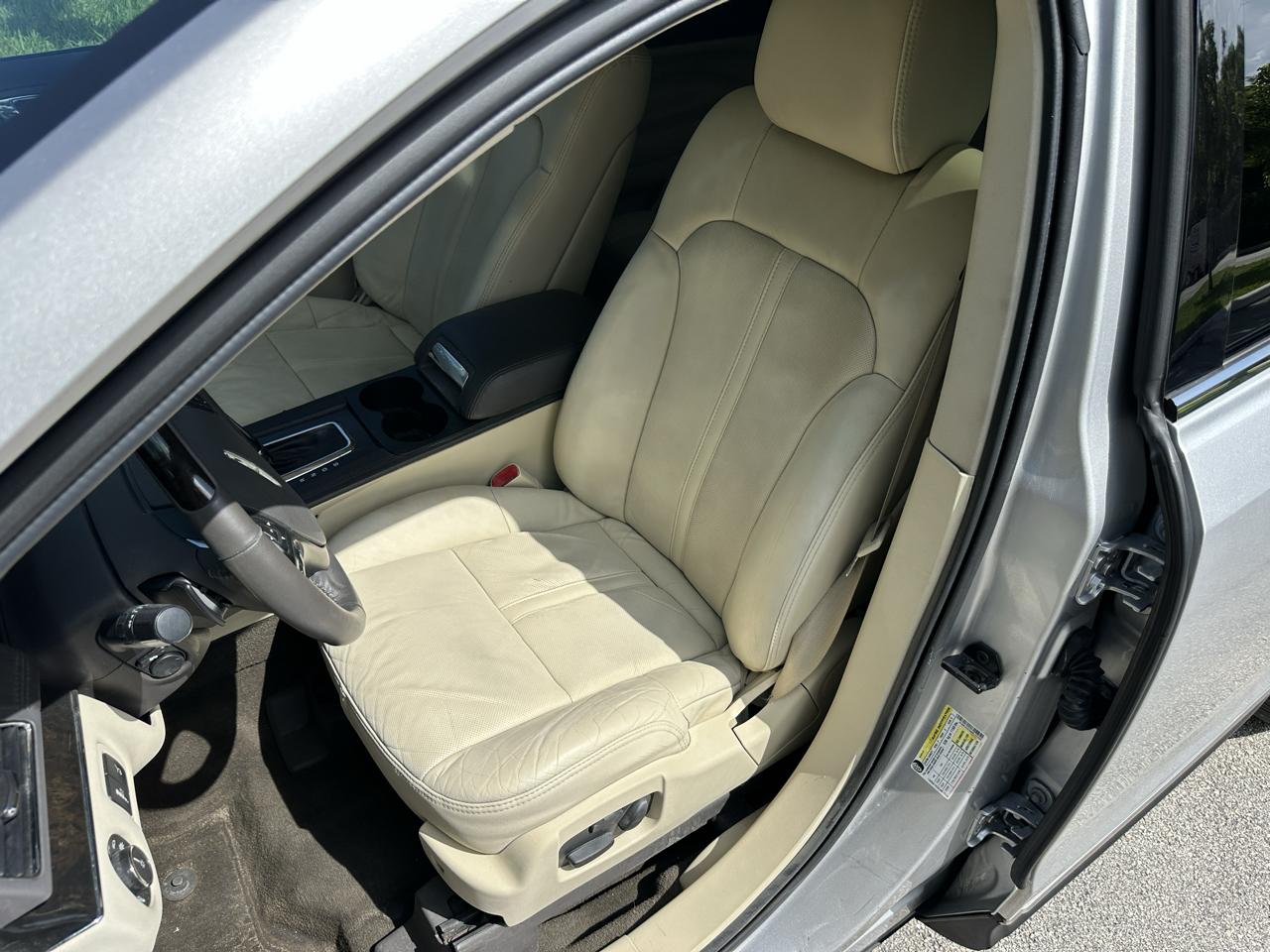 Lincoln MKT 3.5L AWD Standard 2019