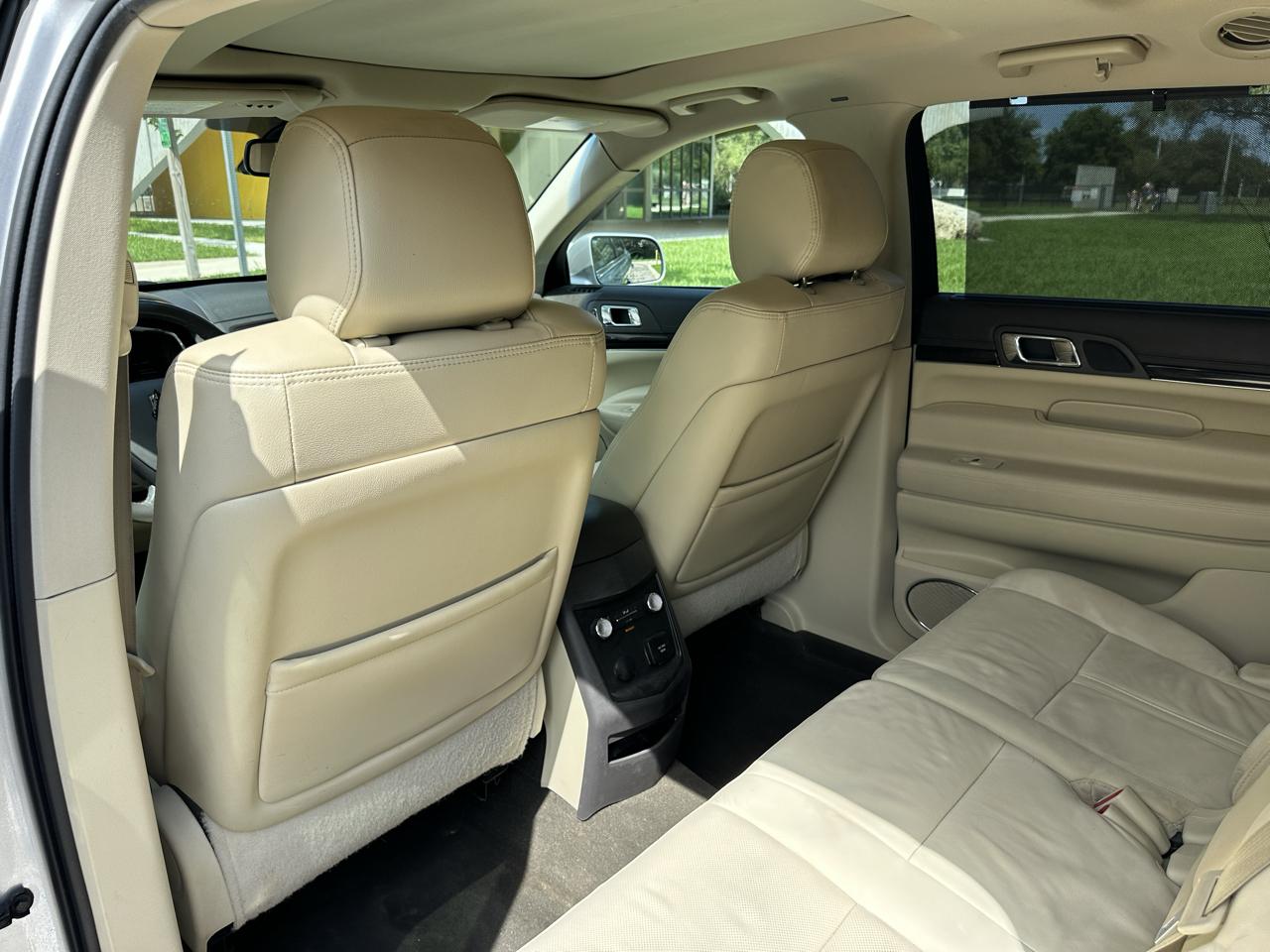 Lincoln MKT 3.5L AWD Standard 2019
