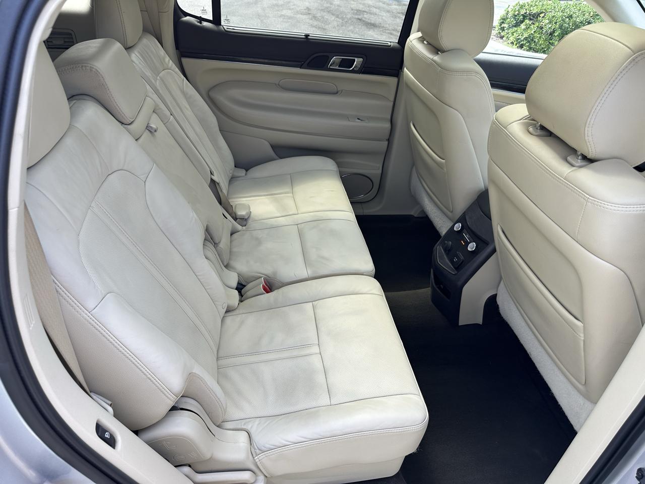 Lincoln MKT 3.5L AWD Standard 2019