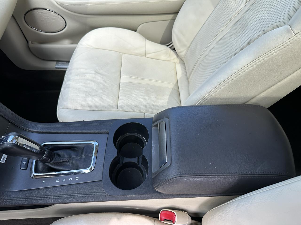 Lincoln MKT 3.5L AWD Standard 2019