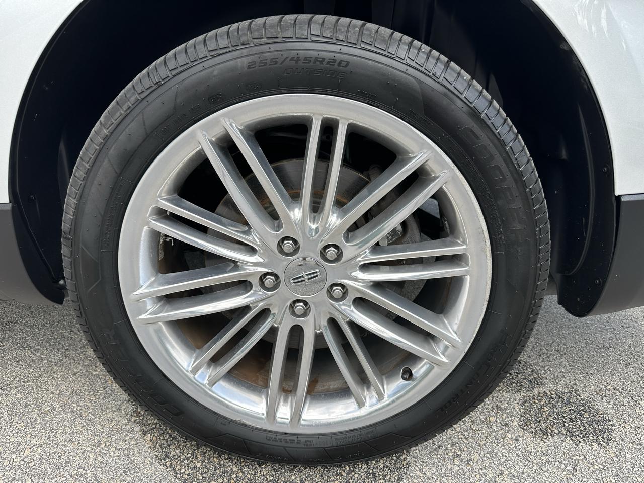 Lincoln MKT 3.5L AWD Standard 2019