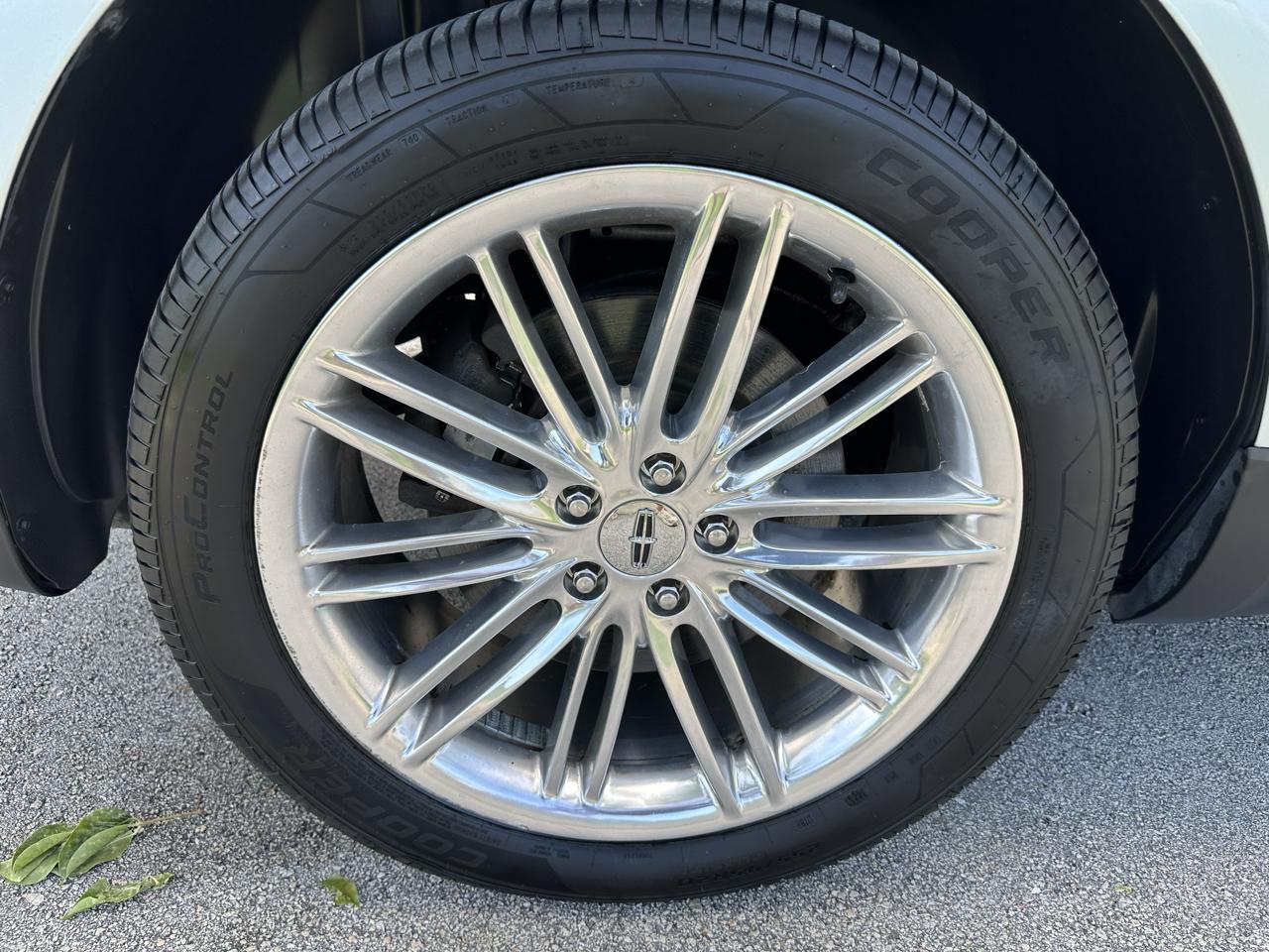 Lincoln MKT 3.5L AWD Standard 2019