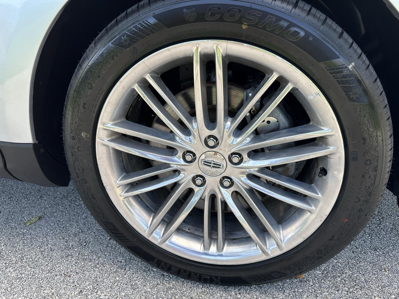 Lincoln MKT 3.5L AWD Standard 2019