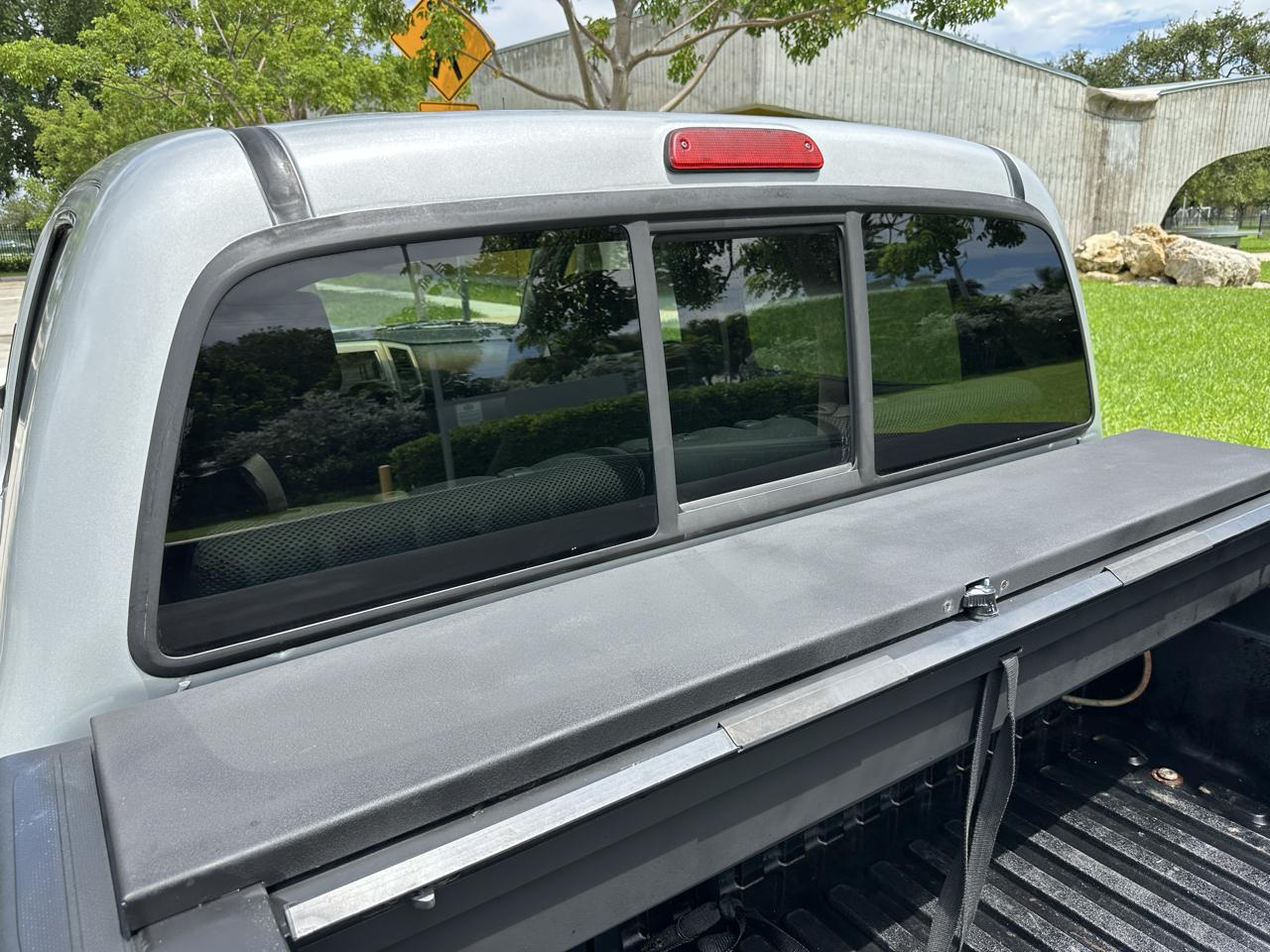 Toyota Tacoma Double 141" PreRunner Auto (Natl) 2006