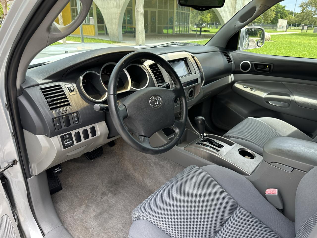 Toyota Tacoma Double 141" PreRunner Auto (Natl) 2006
