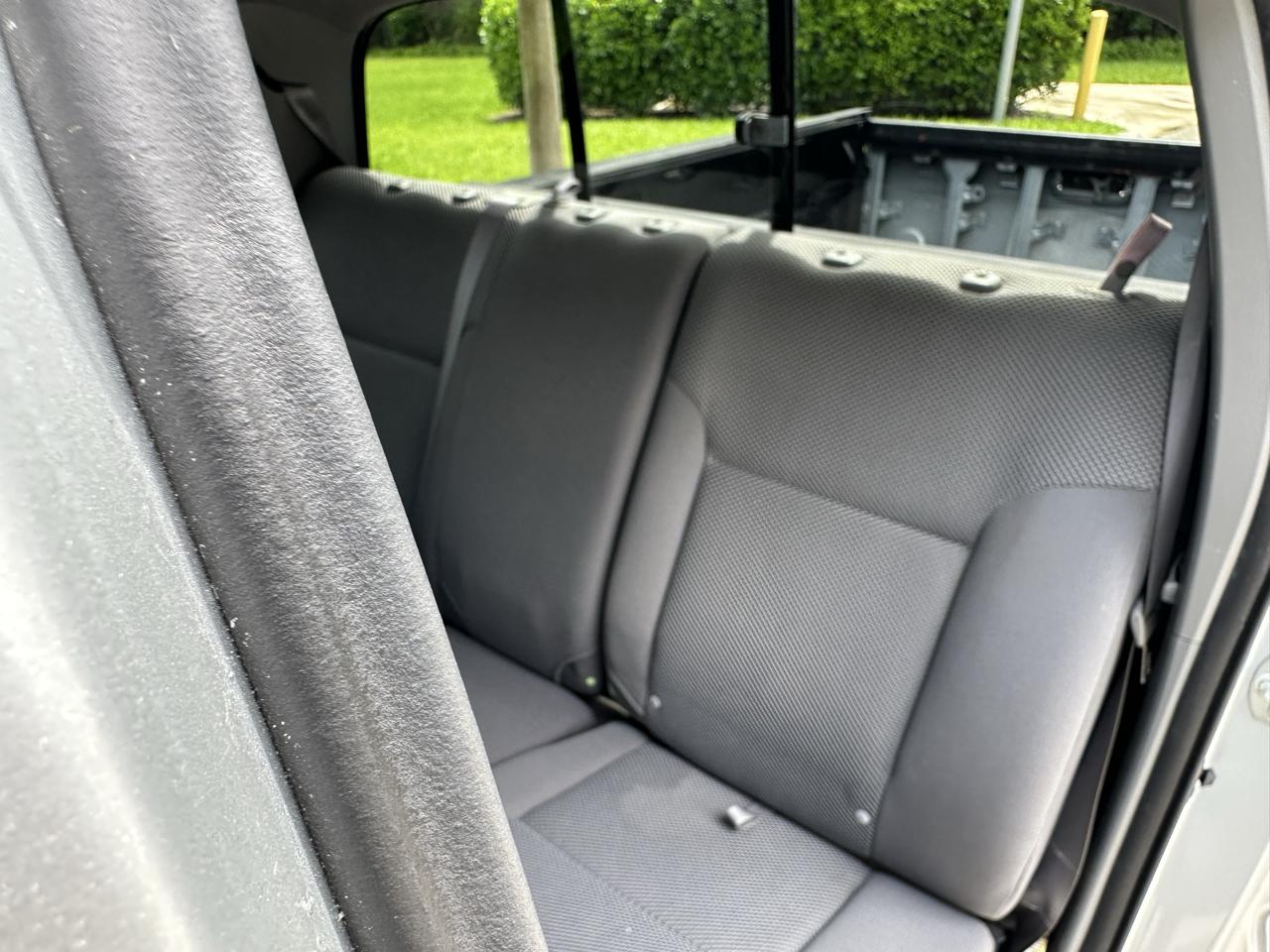 Toyota Tacoma Double 141" PreRunner Auto (Natl) 2006