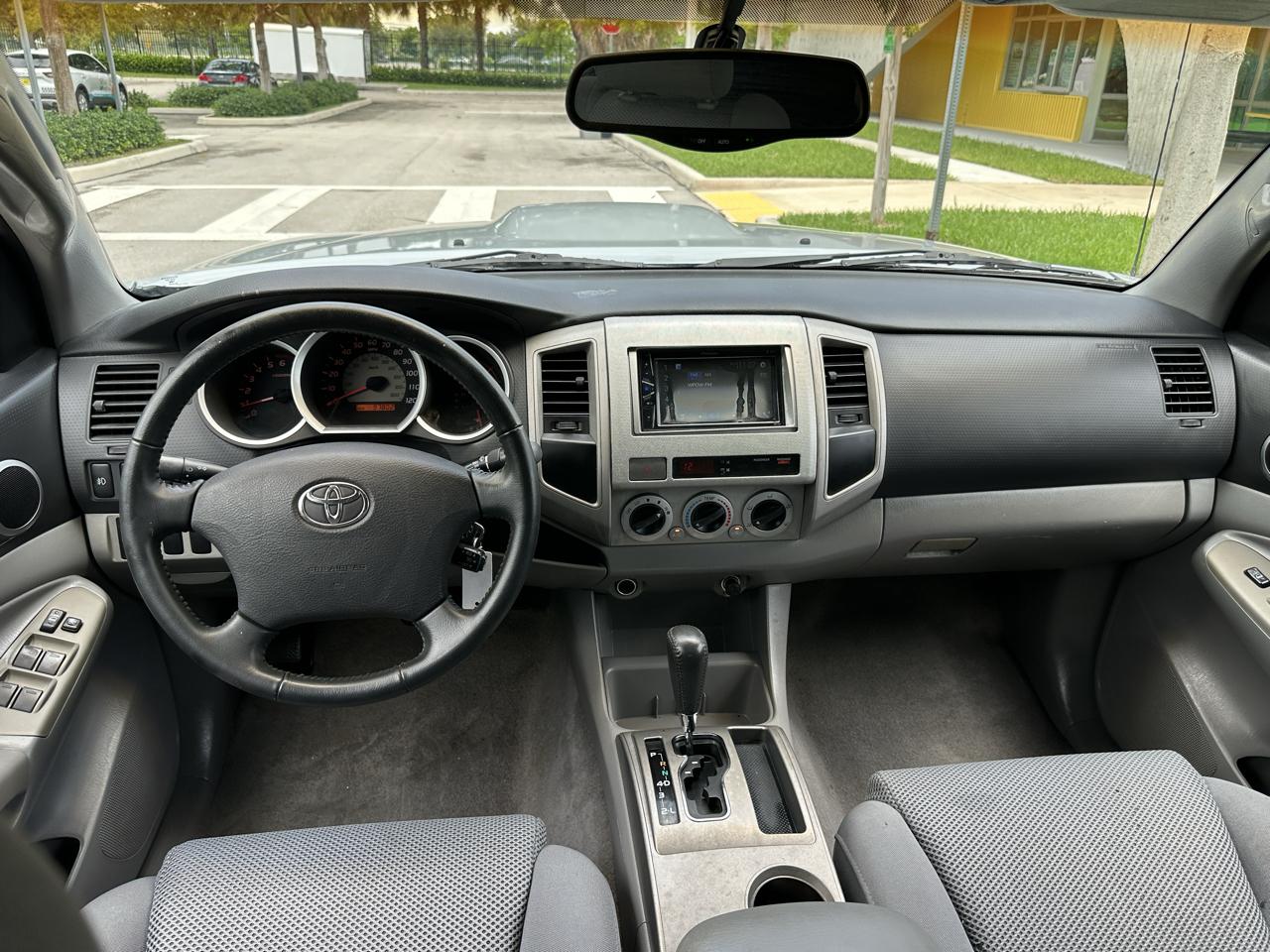 Toyota Tacoma Double 141" PreRunner Auto (Natl) 2006