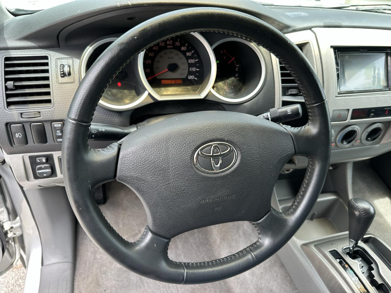 Toyota Tacoma Double 141" PreRunner Auto (Natl) 2006