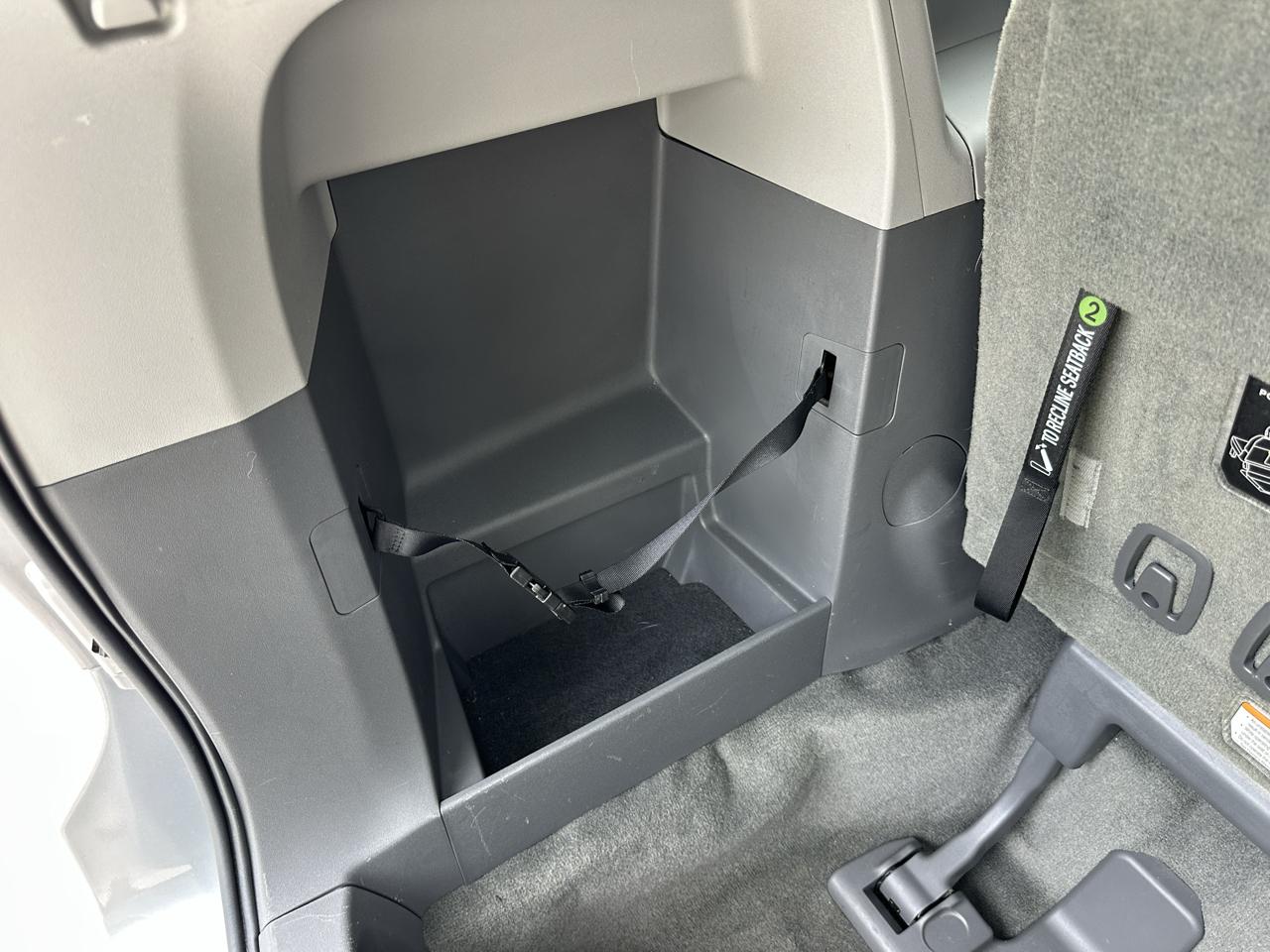 Toyota Sienna 5dr 8-Pass Van XLE Premium FWD (Natl) 2016