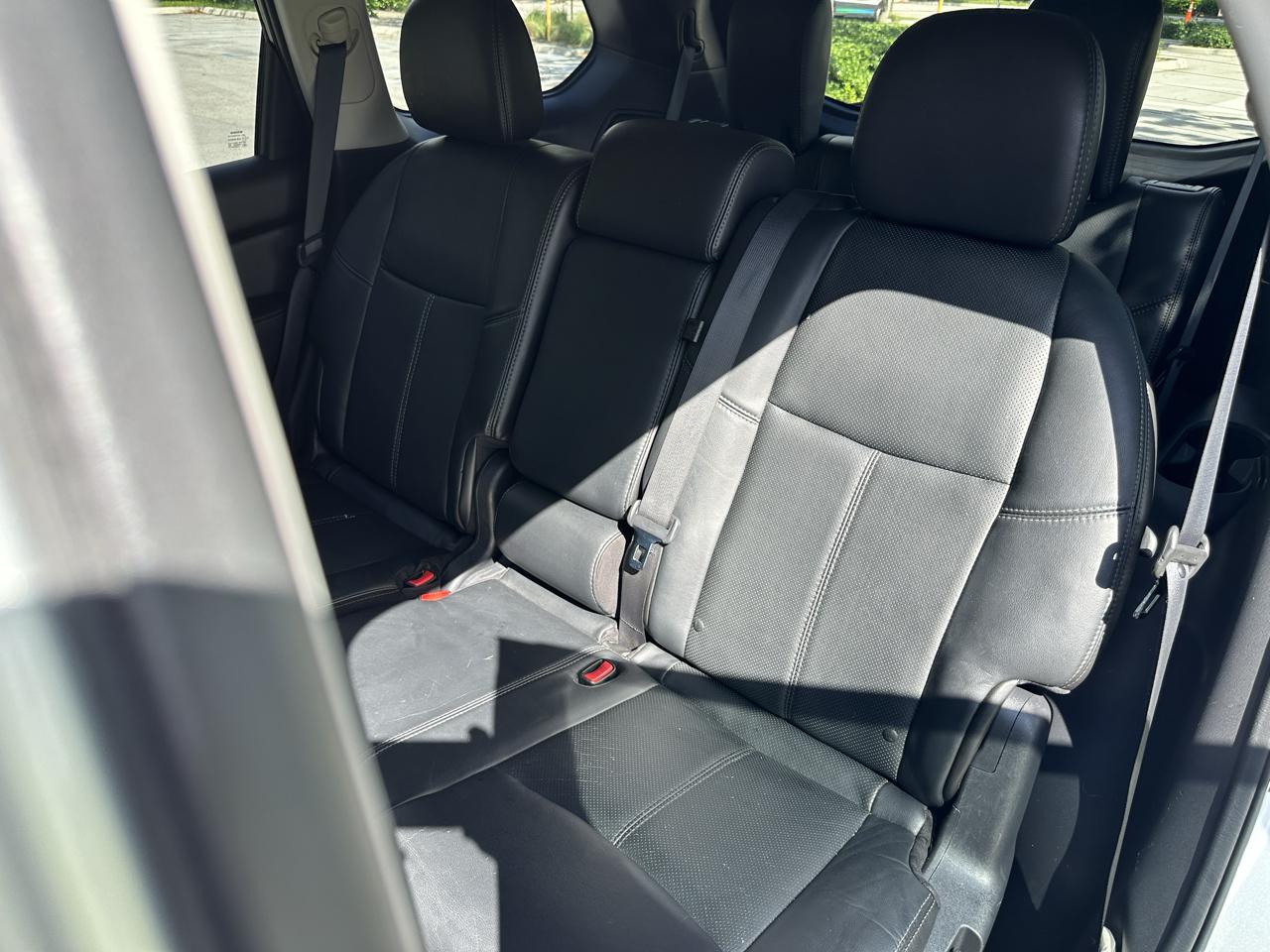 Nissan Pathfinder 2WD 4dr Platinum Hybrid 2014