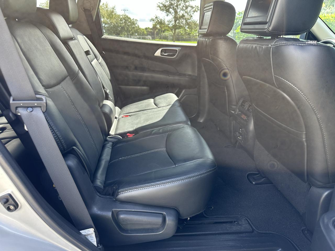 Nissan Pathfinder 2WD 4dr Platinum Hybrid 2014