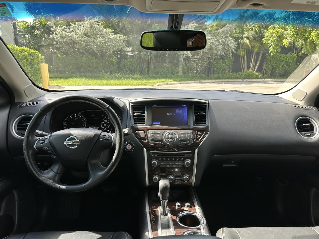 Nissan Pathfinder 2WD 4dr Platinum Hybrid 2014