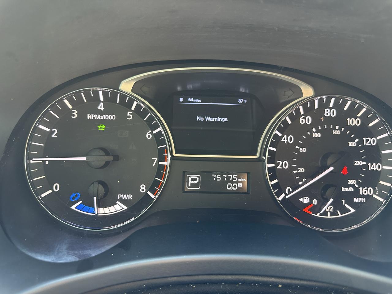 Nissan Pathfinder 2WD 4dr Platinum Hybrid 2014
