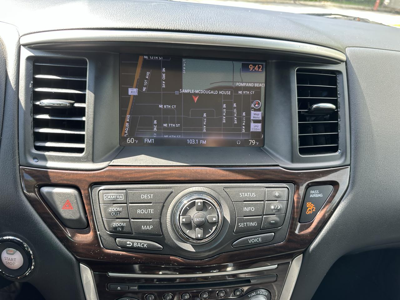 Nissan Pathfinder 2WD 4dr Platinum Hybrid 2014