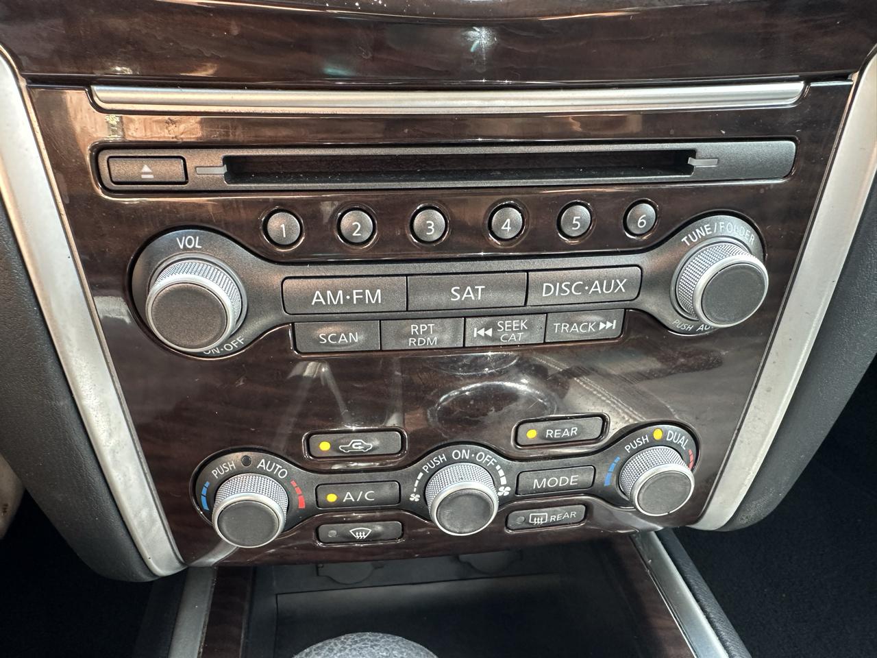 Nissan Pathfinder 2WD 4dr Platinum Hybrid 2014
