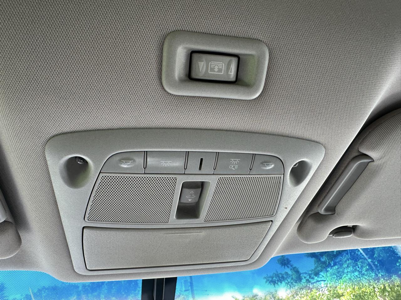Nissan Pathfinder 2WD 4dr Platinum Hybrid 2014
