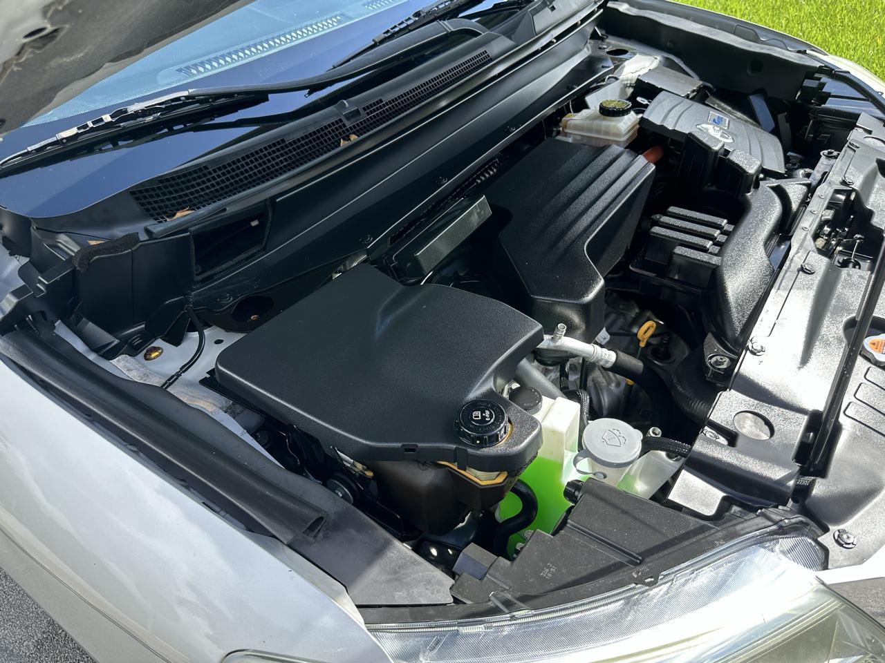 Nissan Pathfinder 2WD 4dr Platinum Hybrid 2014