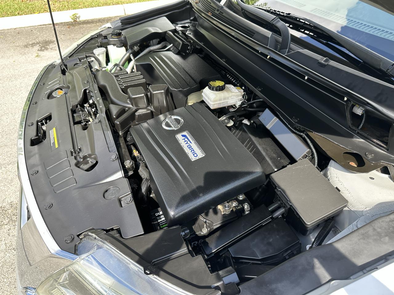 Nissan Pathfinder 2WD 4dr Platinum Hybrid 2014
