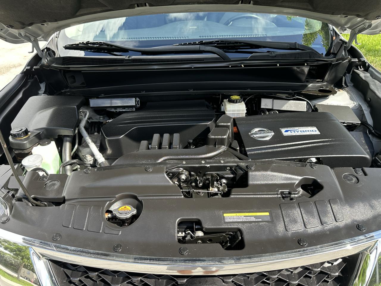Nissan Pathfinder 2WD 4dr Platinum Hybrid 2014