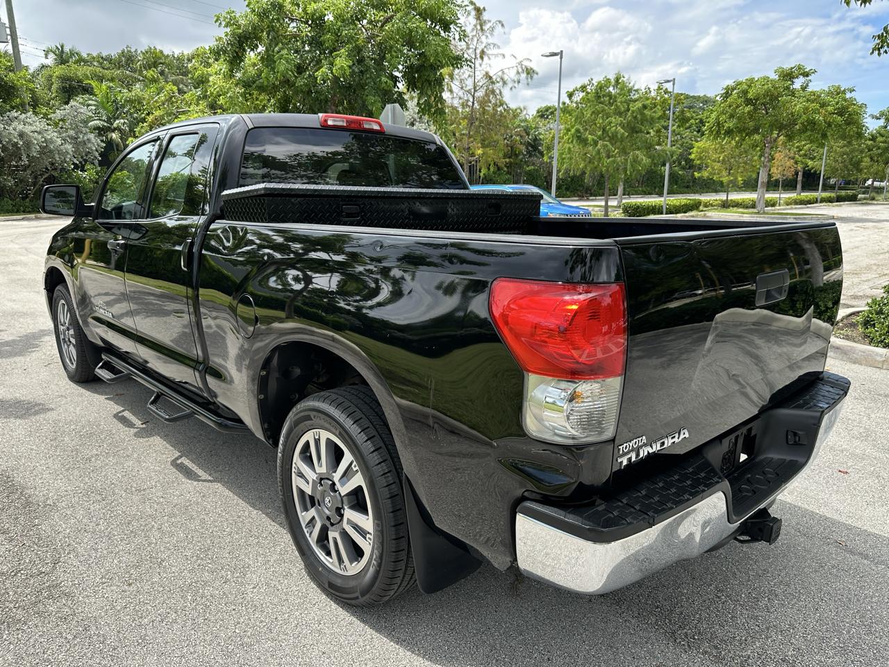 Toyota Tundra 2WD Truck Dbl 4.0L V6 5-Spd AT SR5 (Natl) 2008