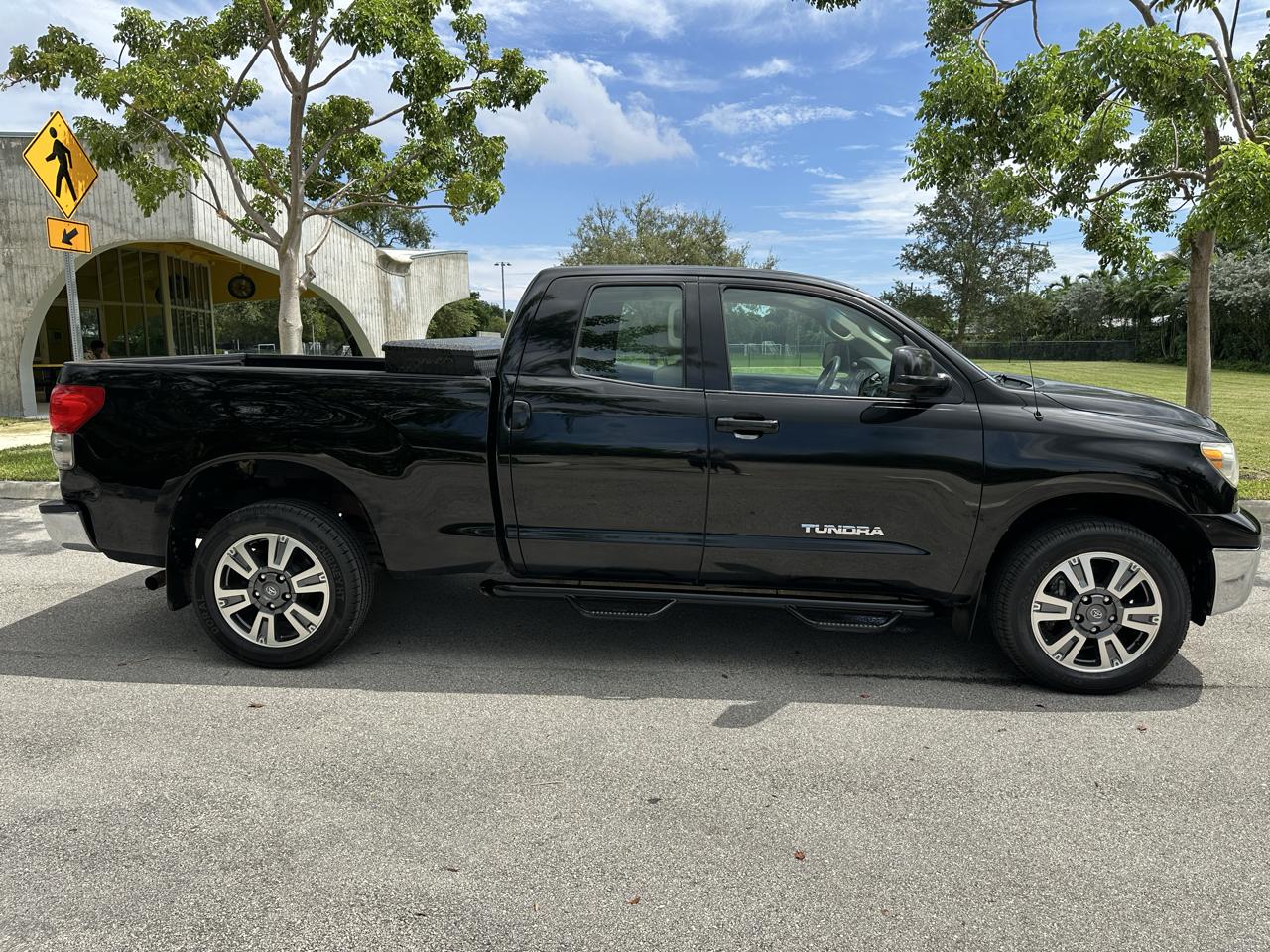 Toyota Tundra 2WD Truck Dbl 4.0L V6 5-Spd AT SR5 (Natl) 2008