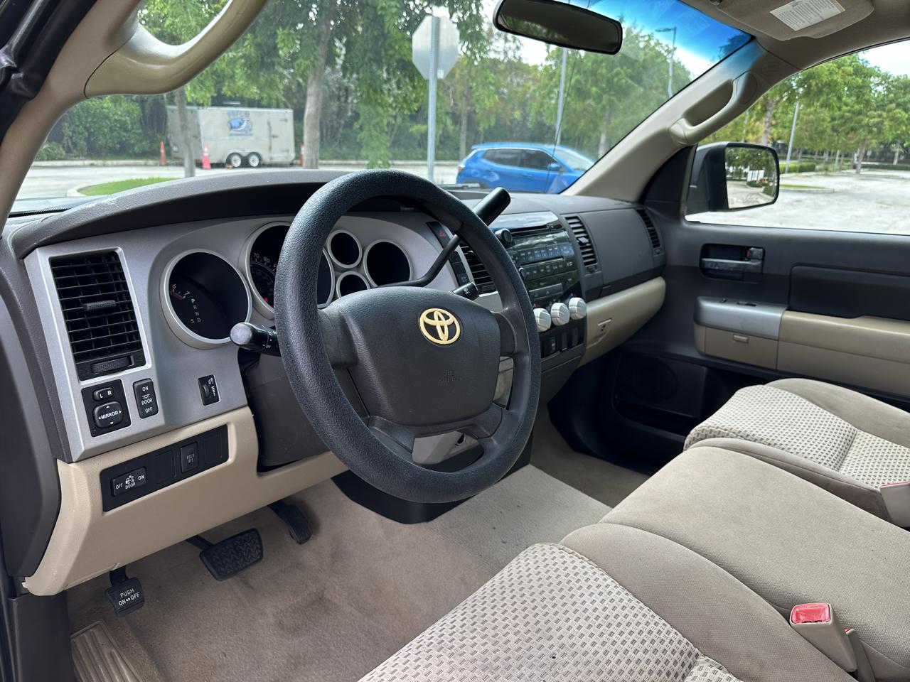 Toyota Tundra 2WD Truck Dbl 4.0L V6 5-Spd AT SR5 (Natl) 2008