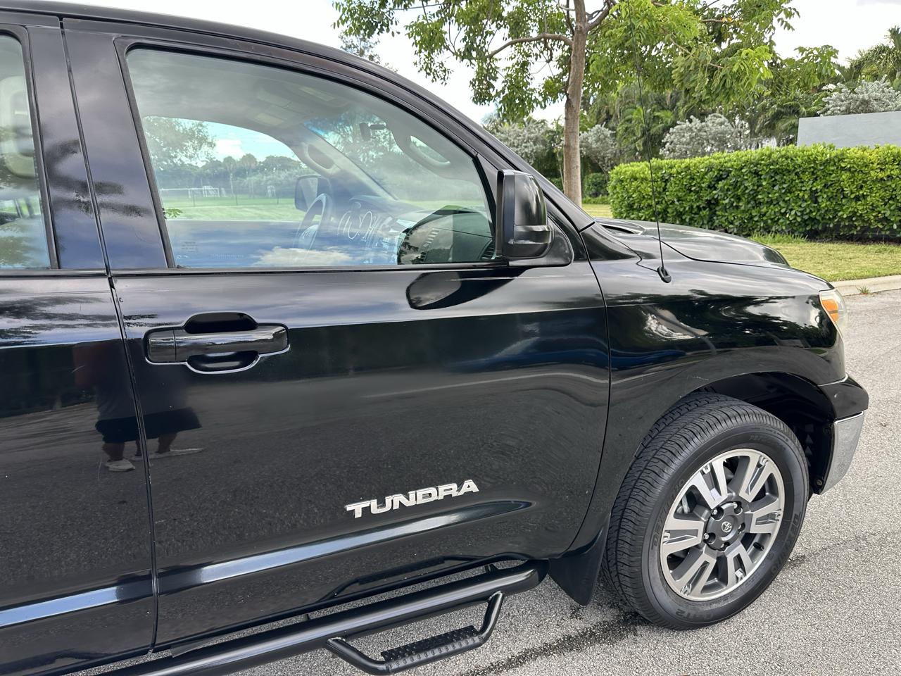 Toyota Tundra 2WD Truck Dbl 4.0L V6 5-Spd AT SR5 (Natl) 2008