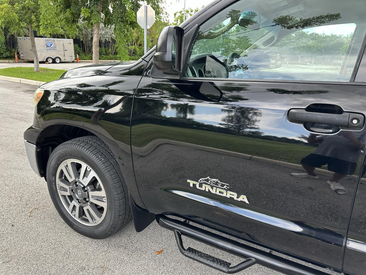 Toyota Tundra 2WD Truck Dbl 4.0L V6 5-Spd AT SR5 (Natl) 2008