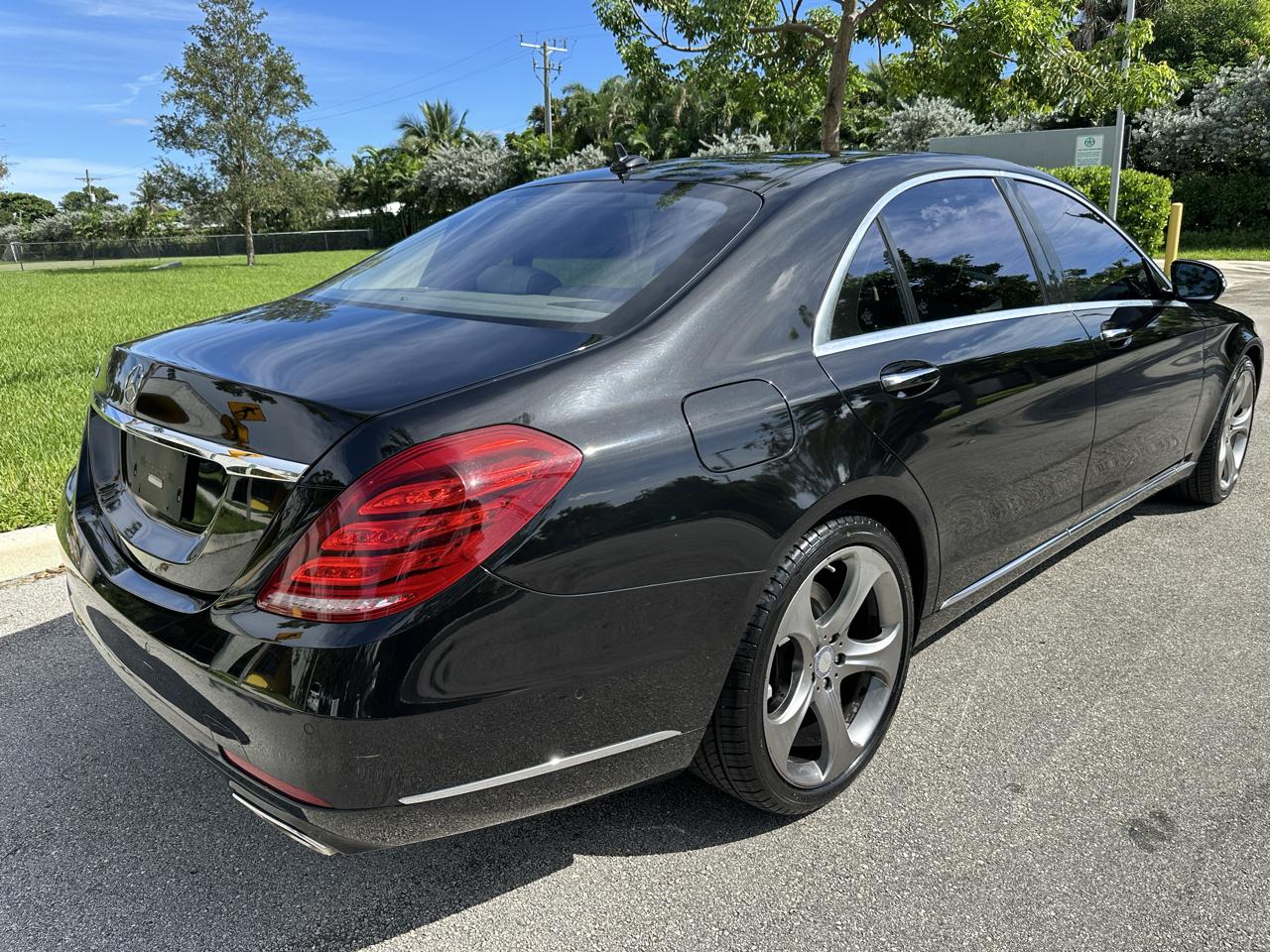 Mercedes-Benz S-Class 4dr Sdn S 550 RWD 2015