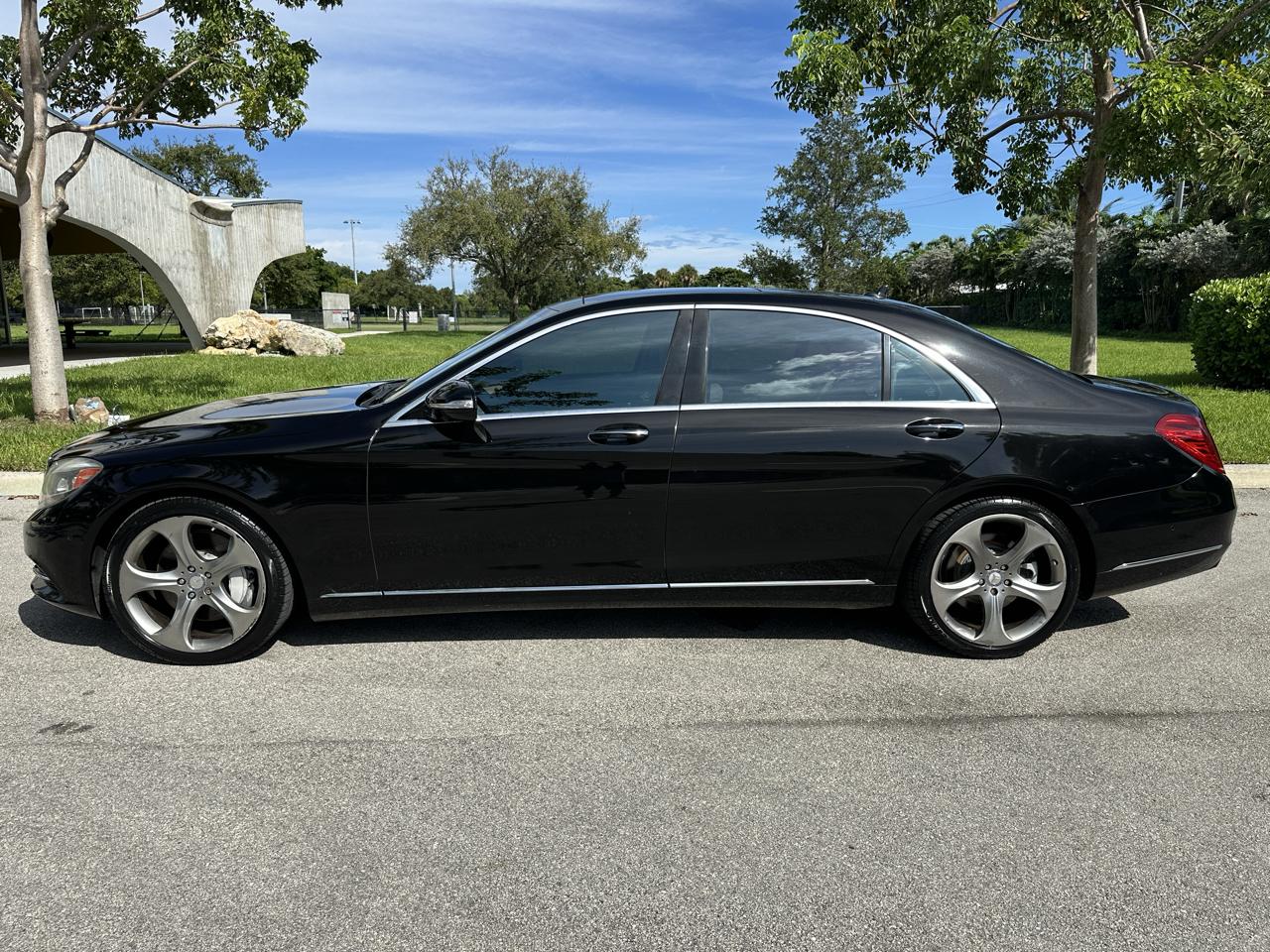Mercedes-Benz S-Class 4dr Sdn S 550 RWD 2015
