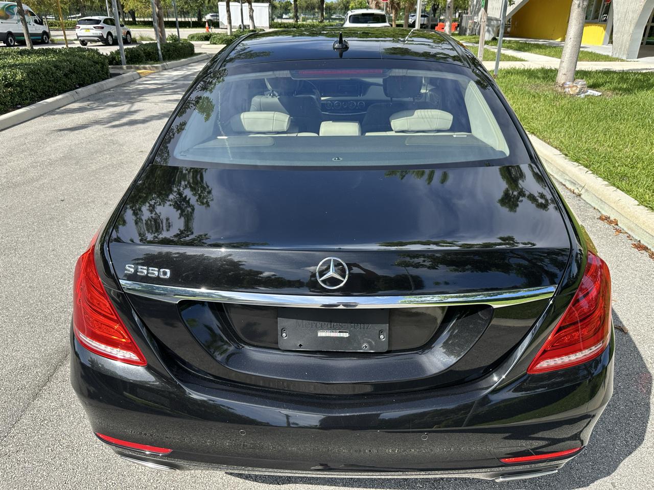 Mercedes-Benz S-Class 4dr Sdn S 550 RWD 2015