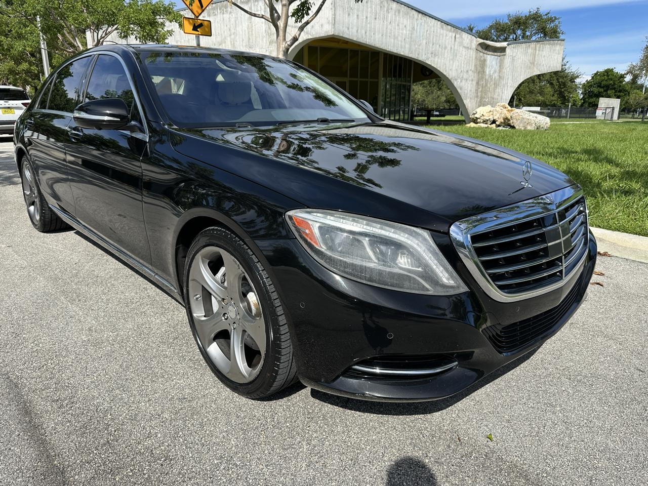Mercedes-Benz S-Class 4dr Sdn S 550 RWD 2015