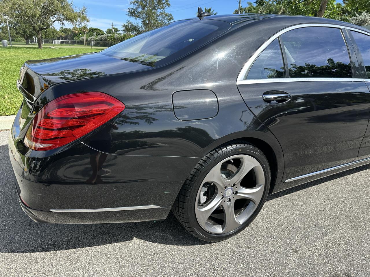Mercedes-Benz S-Class 4dr Sdn S 550 RWD 2015