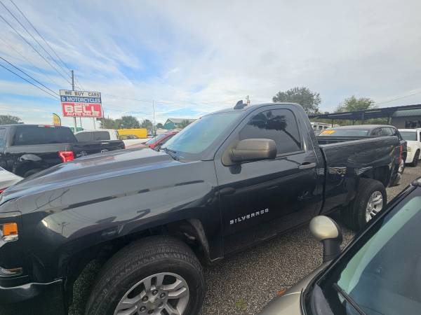 Chevrolet Silverado 1500 Work Truck Short Box 4WD 2017