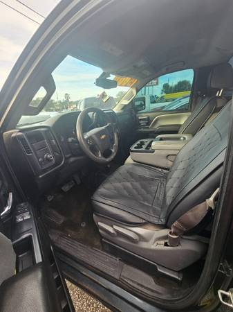 Chevrolet Silverado 1500 Work Truck Short Box 4WD 2017