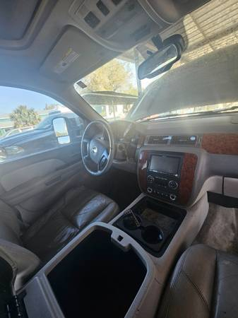 Chevrolet Suburban LT2 1500 4WD 2007