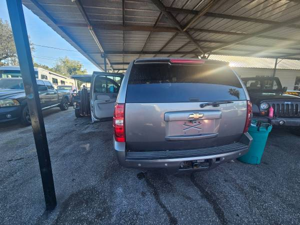 Chevrolet Suburban LT2 1500 4WD 2007