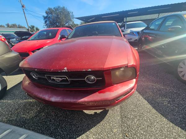Ford Mustang V6 Deluxe Convertible 2006